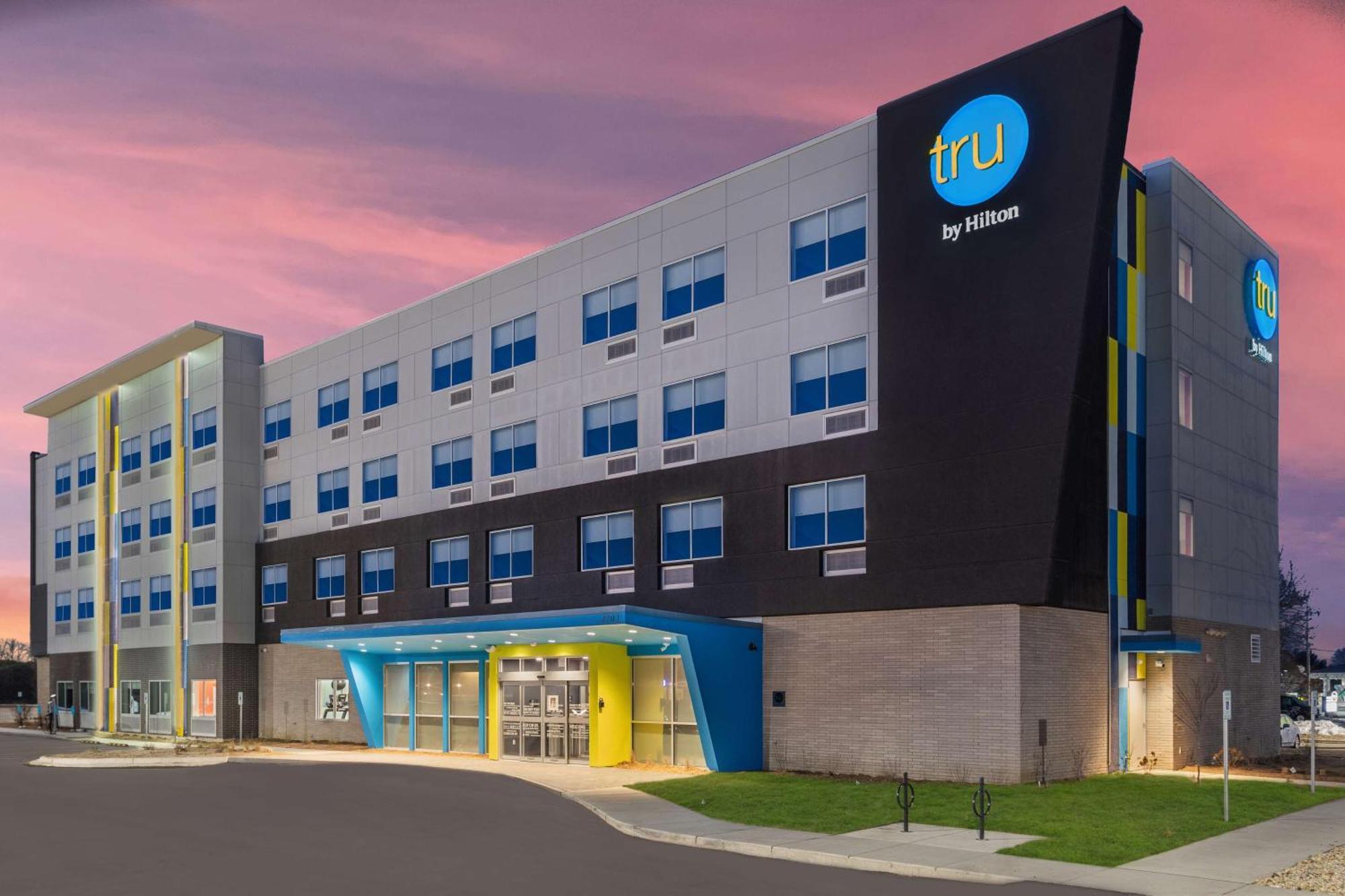 Tru By Hilton Janesville Luaran gambar
